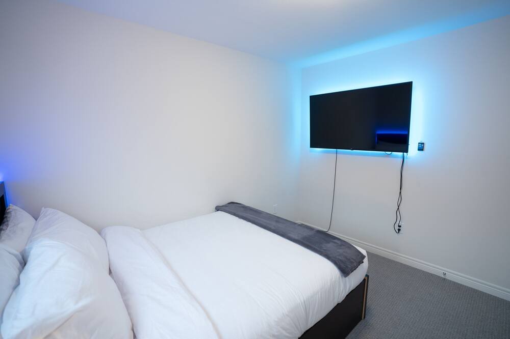 Photo of Bedroom in Thorold
