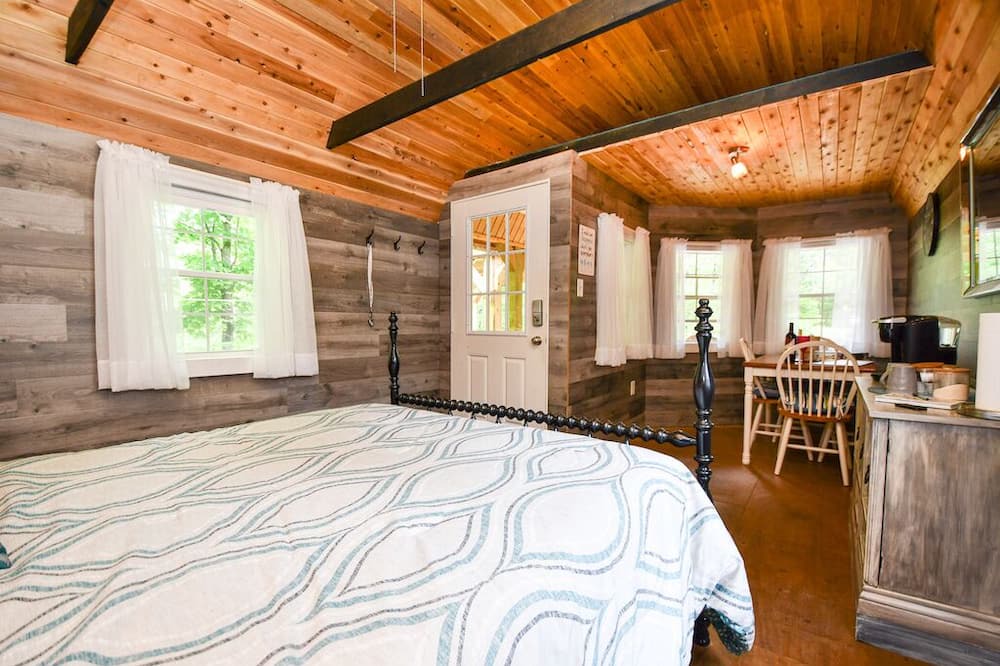 Photo of Bedroom in Woodview