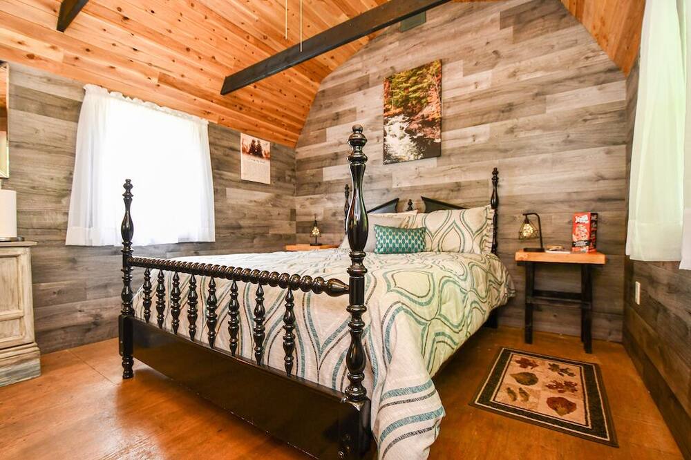 Photo of Bedroom in Woodview
