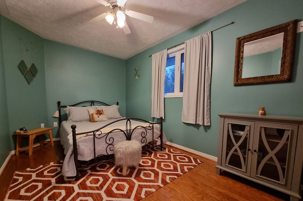 Photo of Bedroom in Manitoulin District
