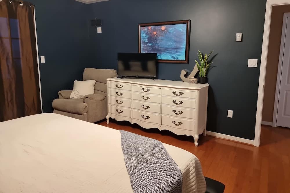 Photo of Bedroom in Manitoulin District