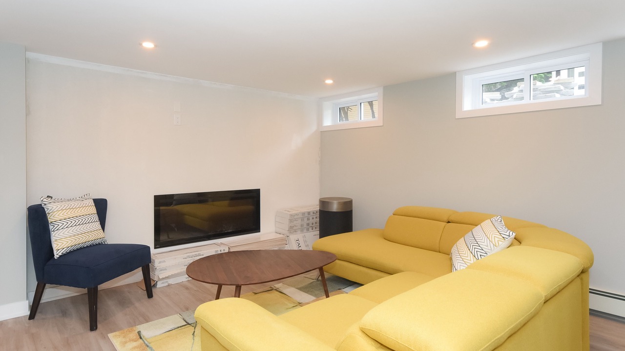 Photo of Livingroom in Ottawa Division