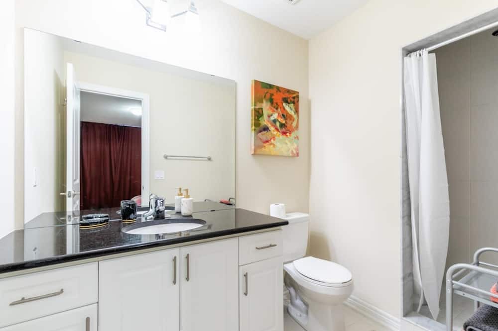 Photo of Bedroom in Stoney Creek