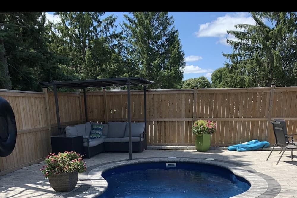Photo of Outdoor in Woodstock