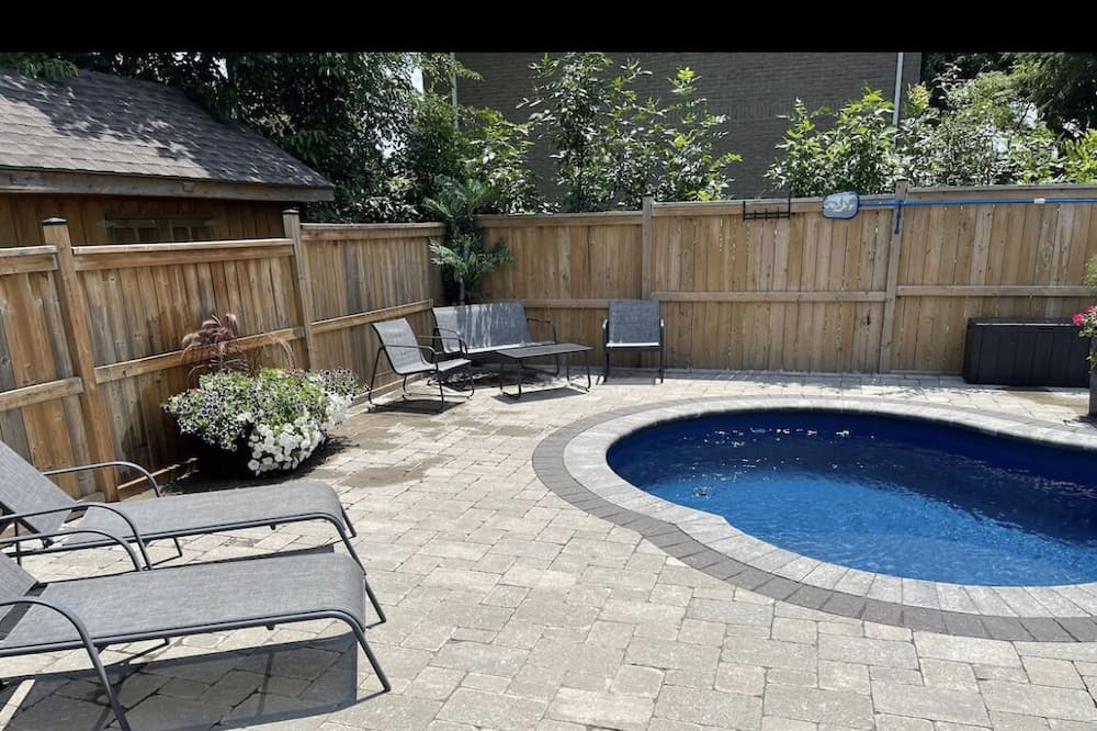 Photo of Outdoor in Woodstock