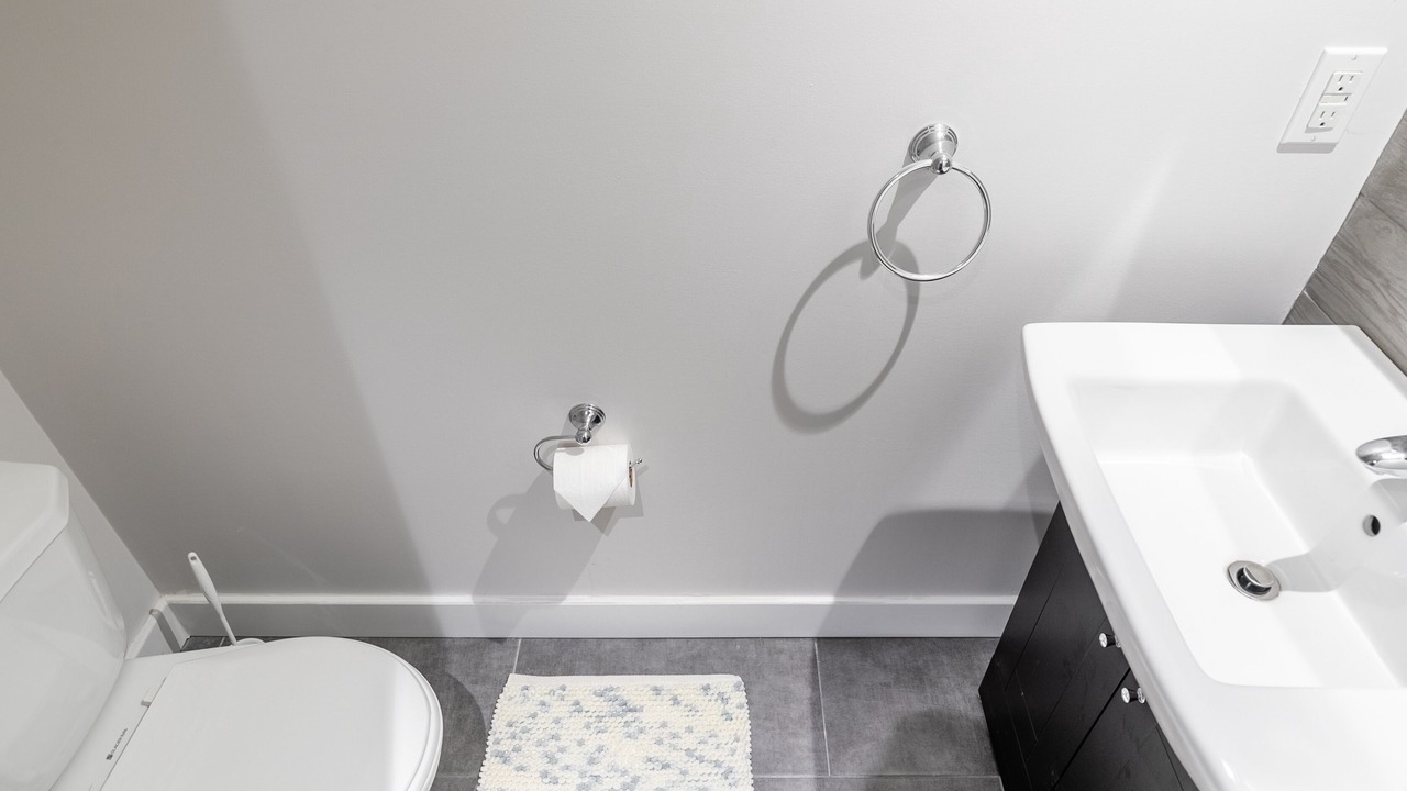 Photo of Bathroom in Stoney Creek