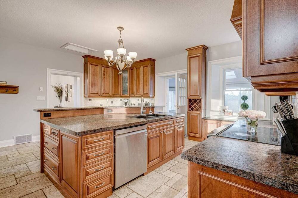 Photo of Kitchen in Puslinch