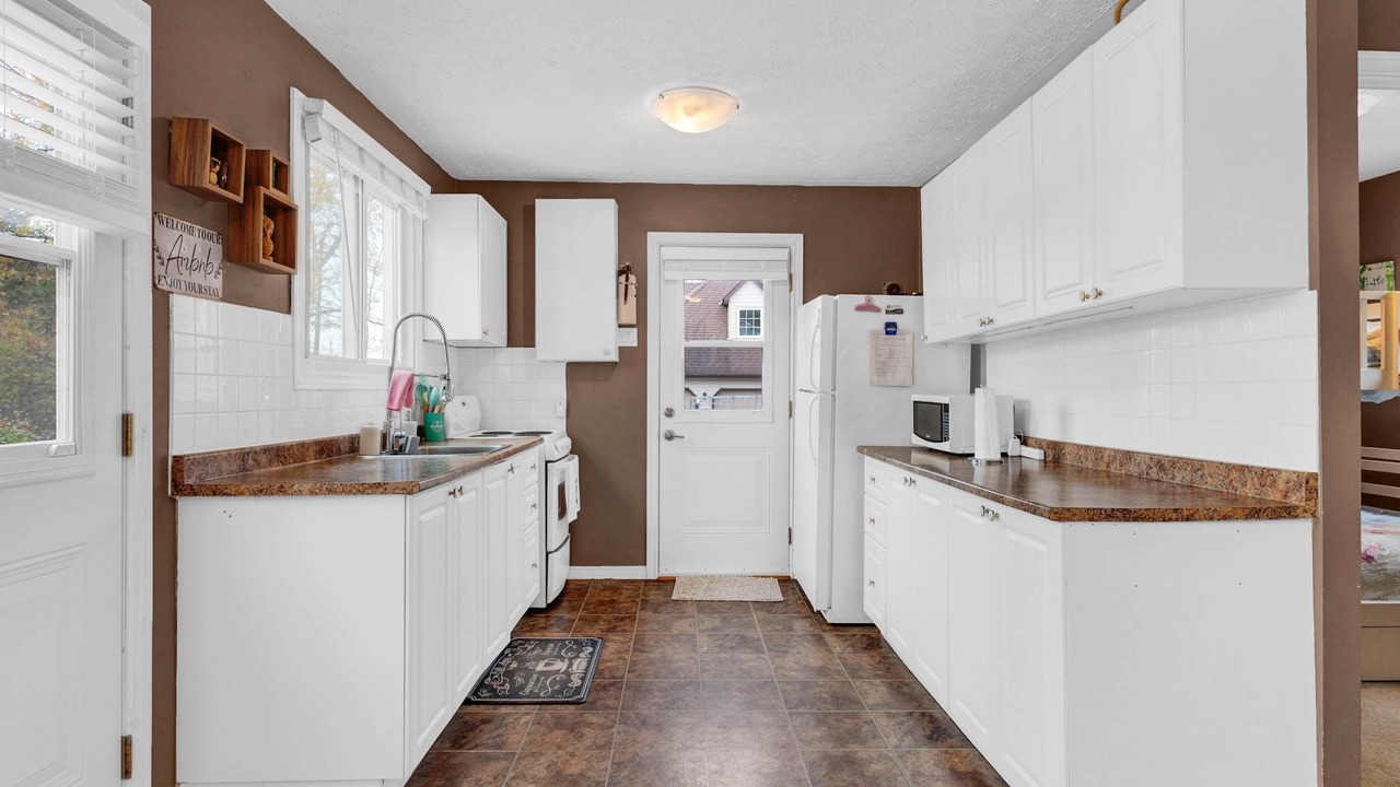 Photo of Kitchen in Otonabee-South Monaghan