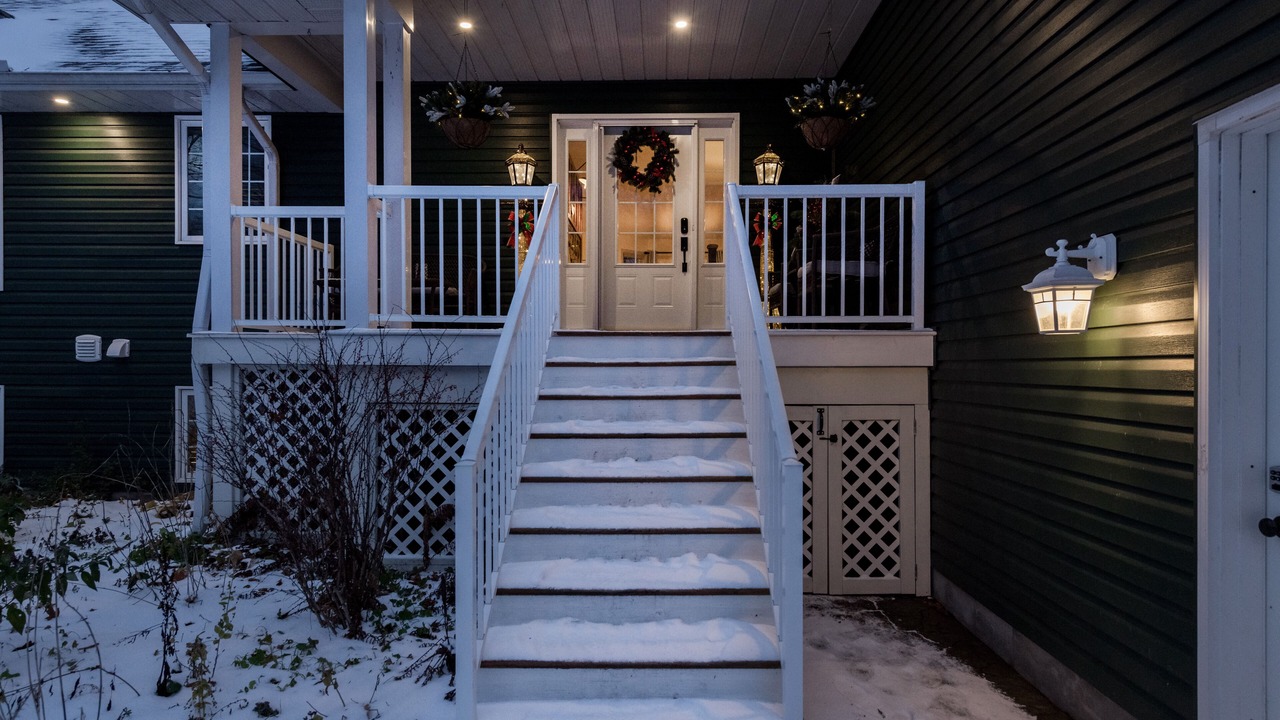 Photo of Outdoor in Tiny
