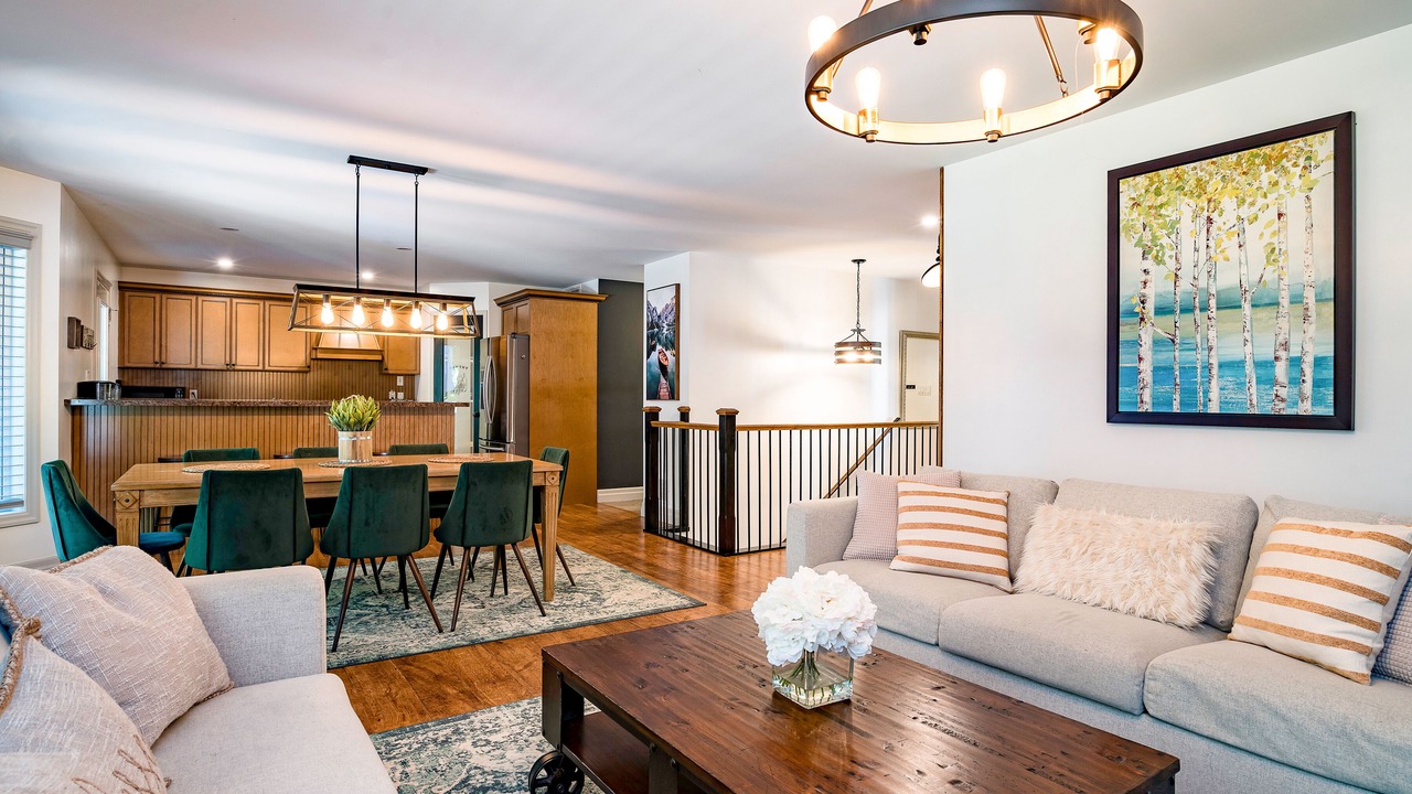 Photo of Livingroom in Tiny
