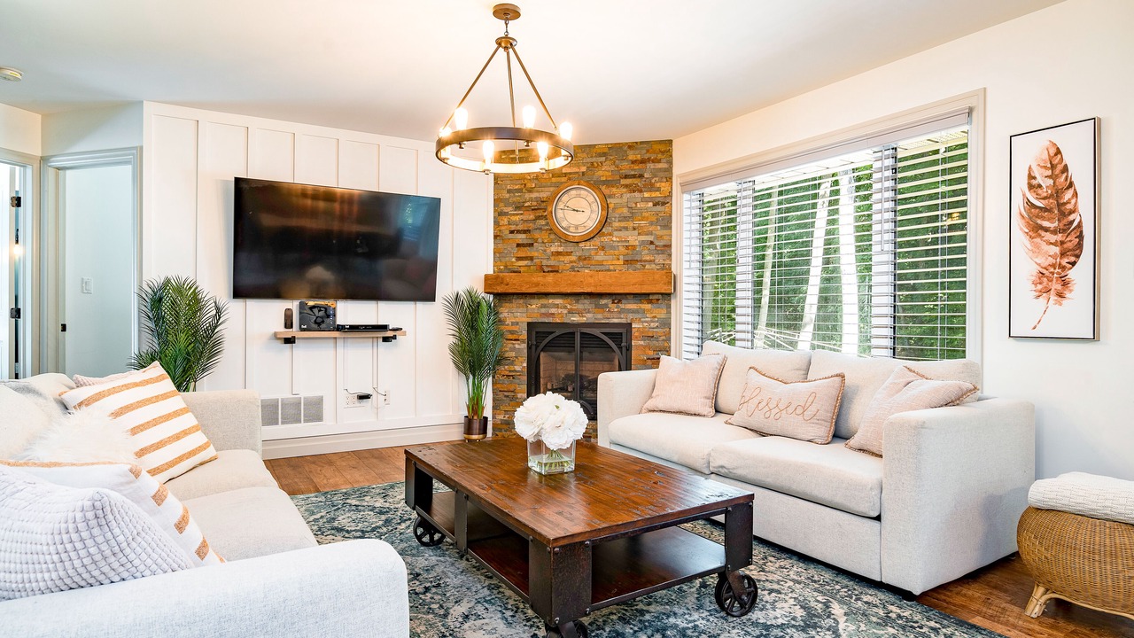 Photo of Livingroom in Tiny