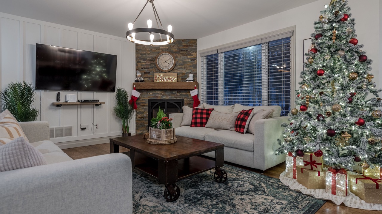 Photo of Livingroom in Tiny