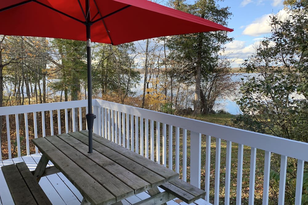 Photo of Patio Balcony in Trent Hills