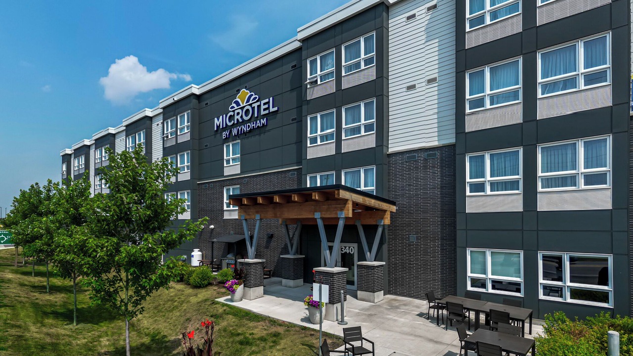 Photo of Outdoor in Kanata Lakes - Marchwood Lakeside - Morgan's Grant - Kanata