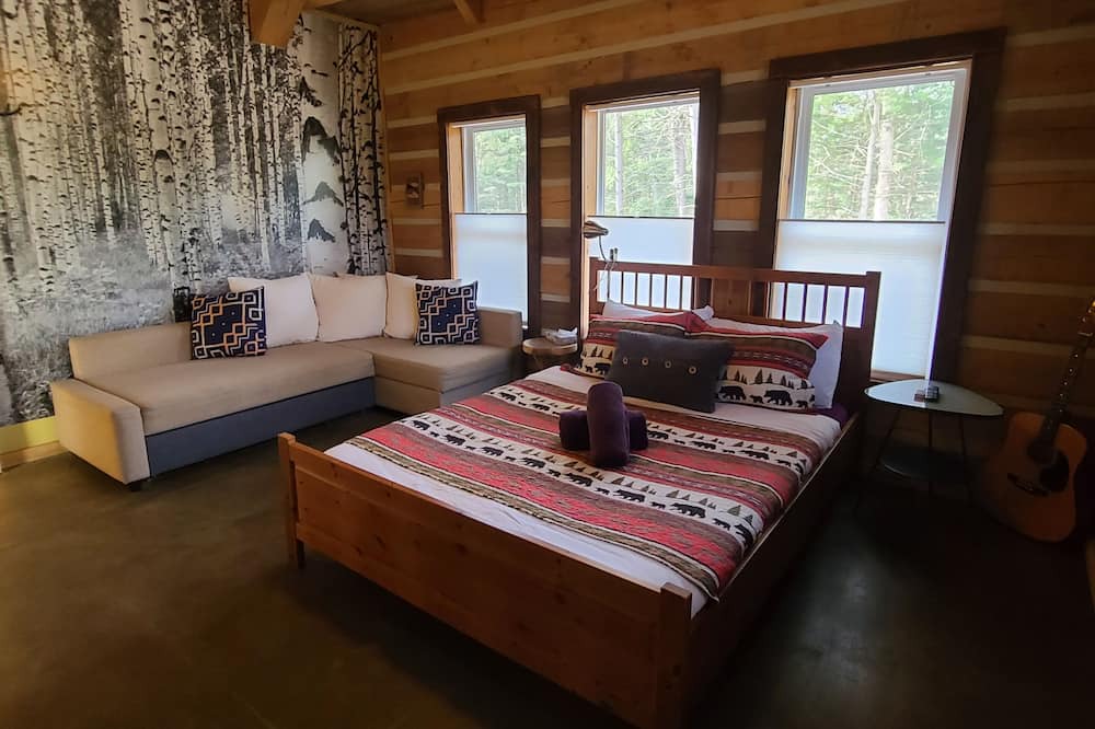 Photo of Bedroom in Bracebridge