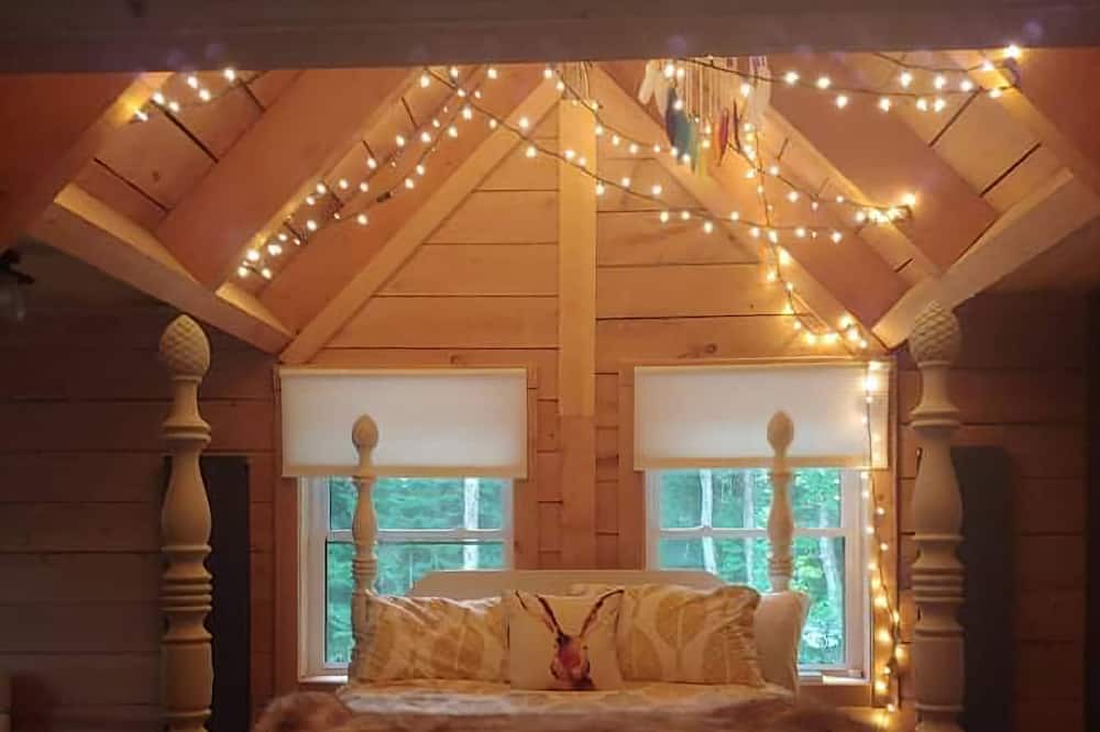 Photo of Bedroom in Bracebridge