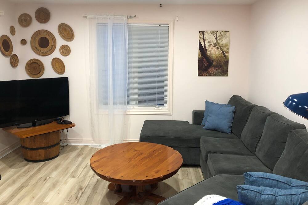 Photo of Livingroom in Trent Lakes