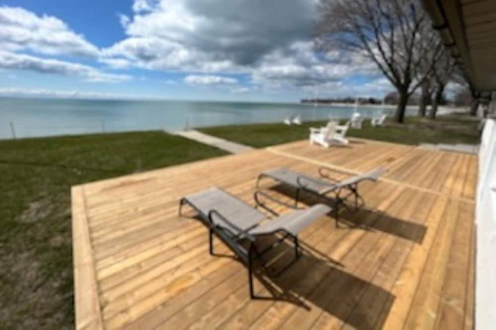 Photo of Patio Balcony in Wainfleet
