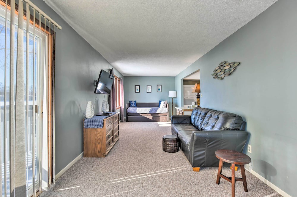 Photo of Bedroom in Lindstrom