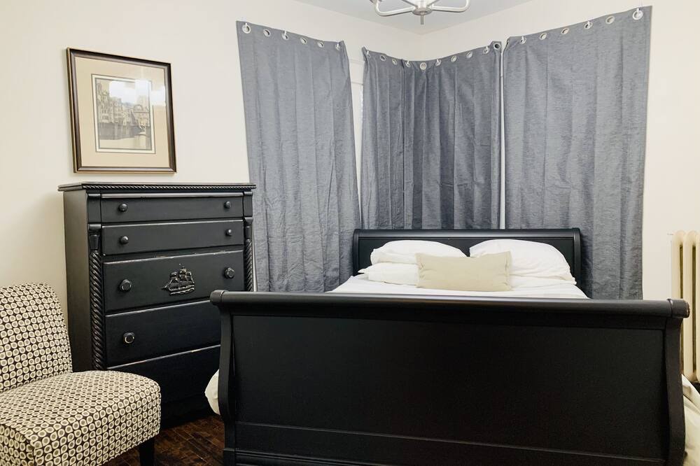 Photo of Bedroom in Union Park