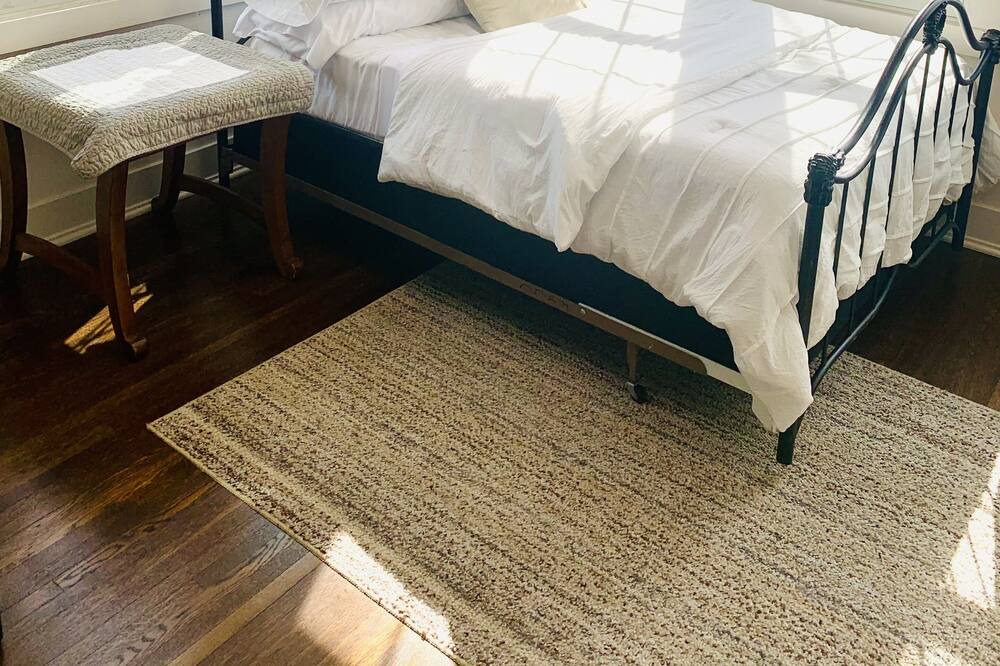 Photo of Bedroom in Union Park