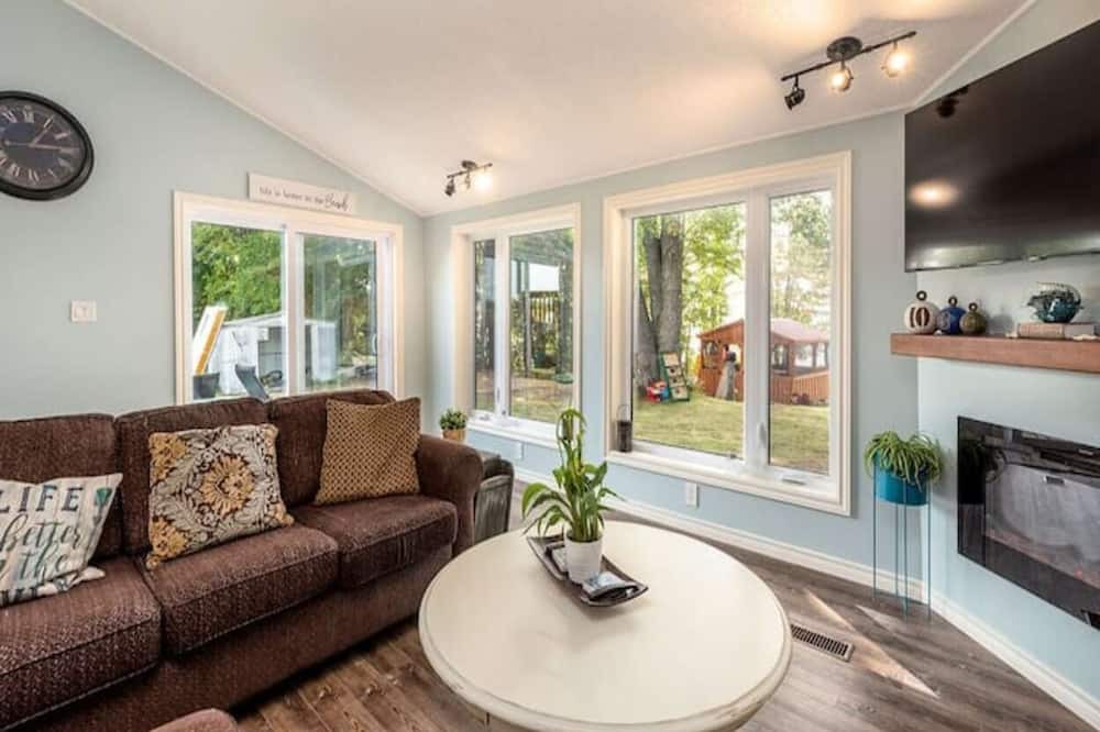 Photo of Livingroom in Whitewater Region