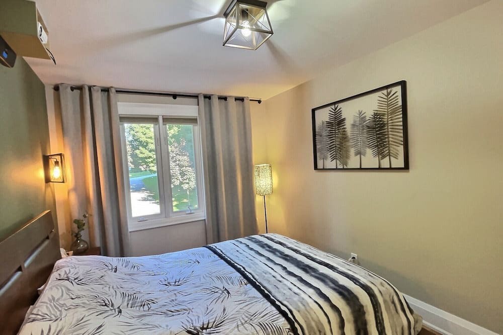 Photo of Bedroom in Barrie