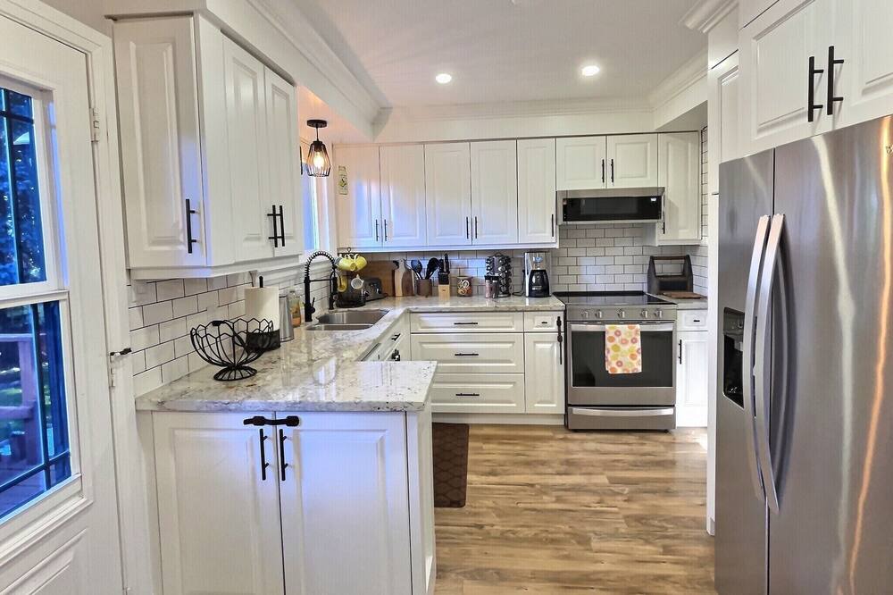 Photo of Kitchen in Barrie