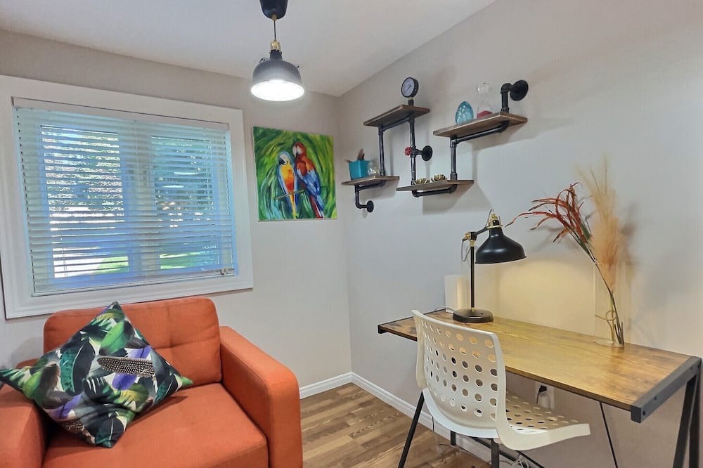 Photo of Livingroom in Barrie