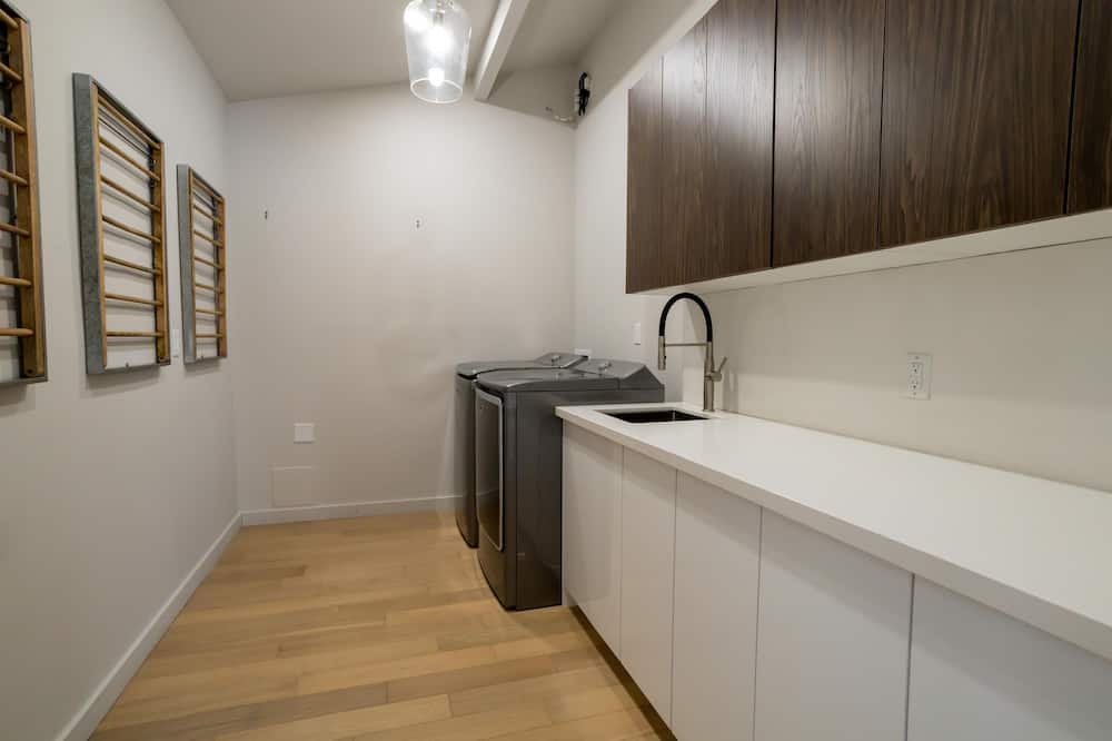 Photo of Kitchen in St. Williams