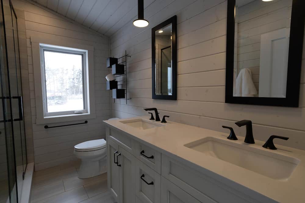 Photo of Bathroom in St. Williams