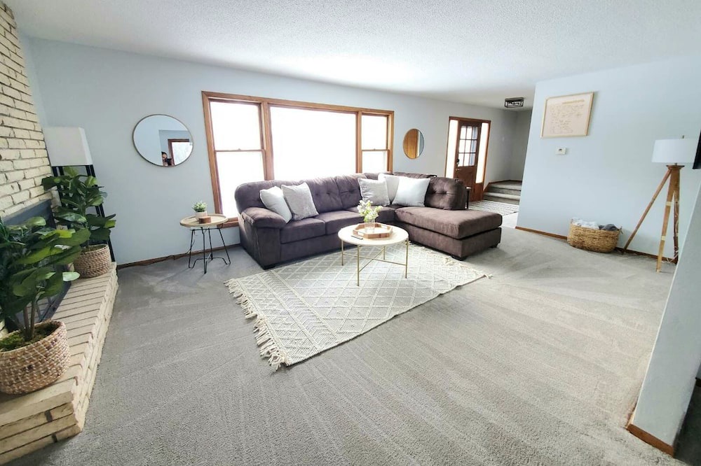 Photo of Livingroom in St. Paul