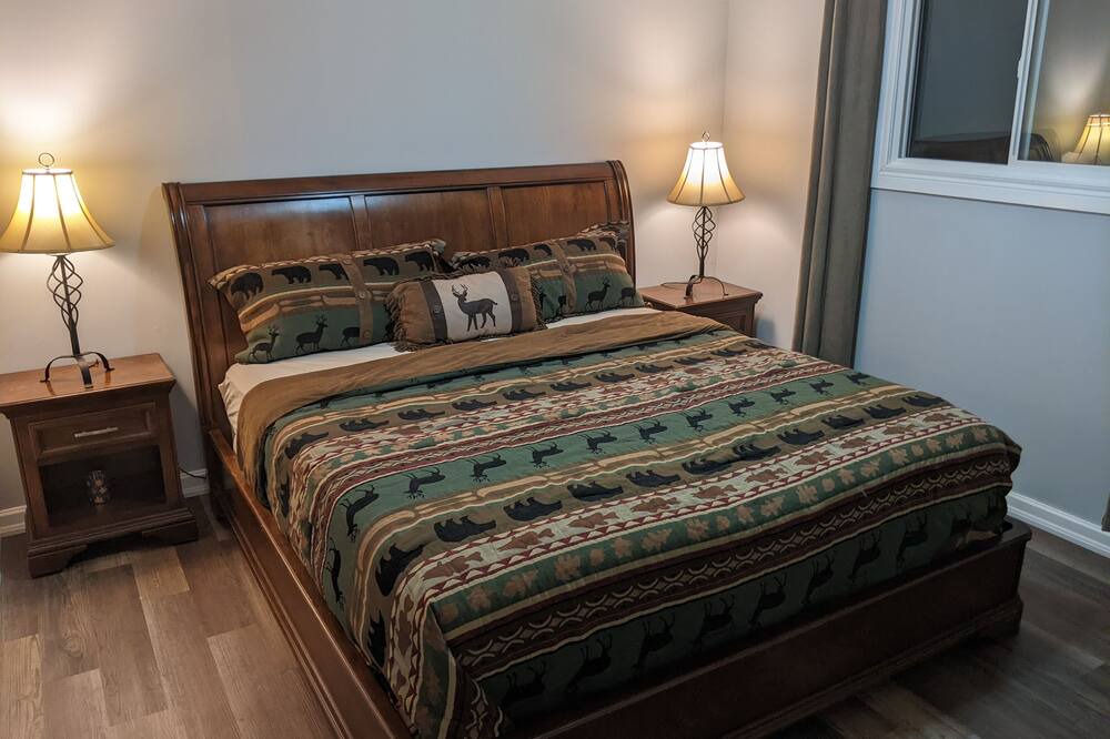 Photo of Bedroom in Rosedale