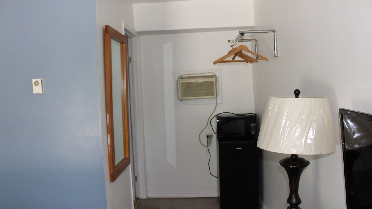 Photo of Bedroom in Papineau-Cameron
