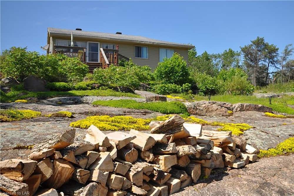 Photo of Outdoor in Britt
