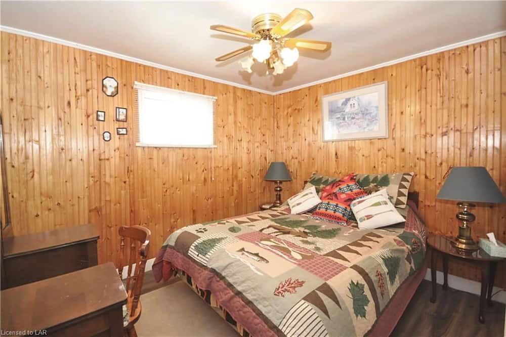 Photo of Bedroom in Britt