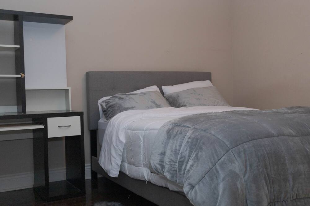 Photo of Bedroom in Brampton