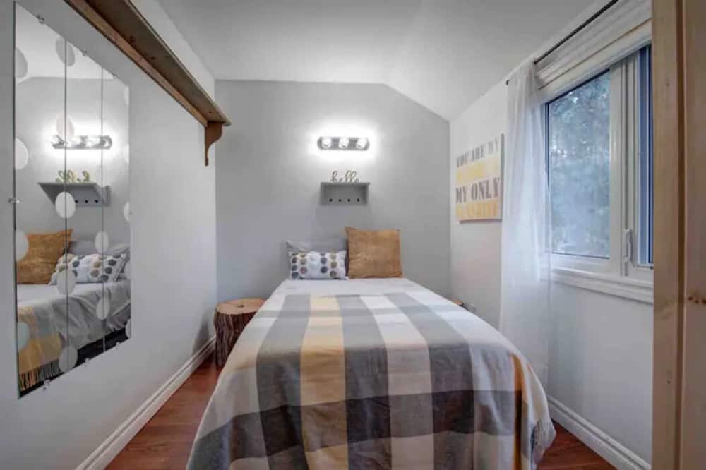Photo of Bedroom in Selwyn