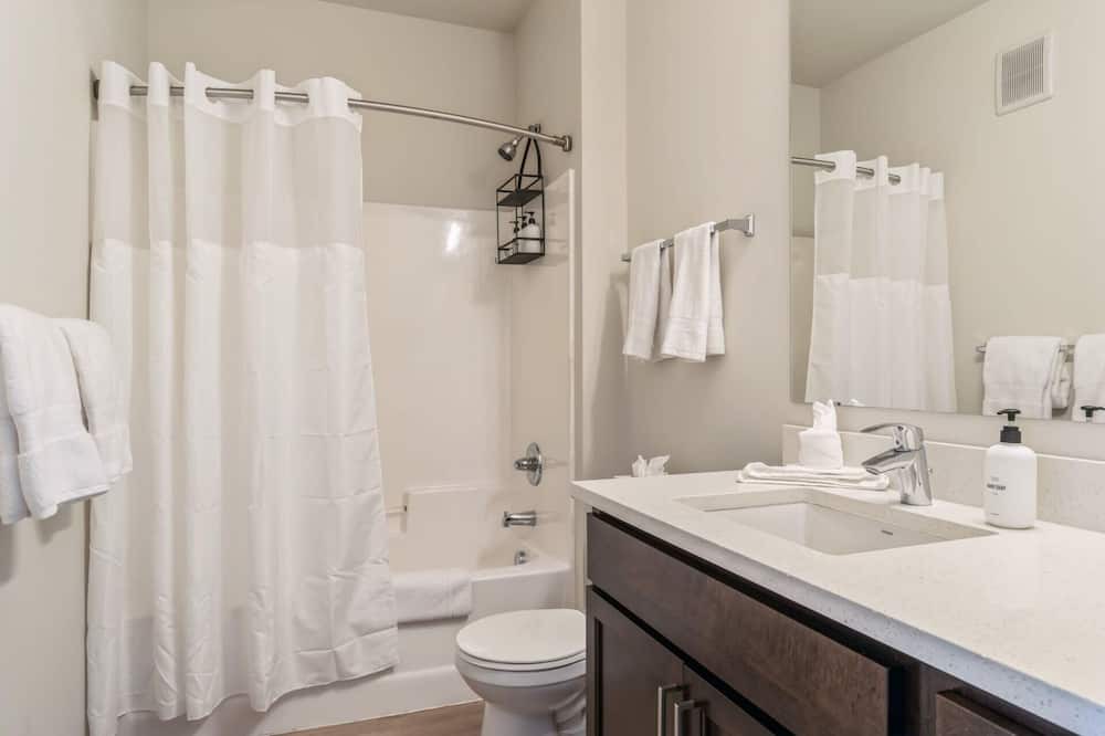 Photo of Bathroom in Lowry Hill East