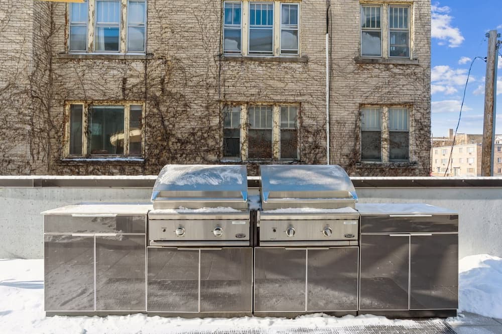 Photo of Outdoor in Lowry Hill East