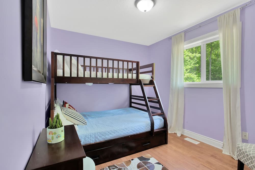 Photo of Bedroom in Tiny