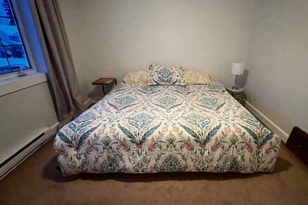 Photo of Bedroom in Cochrane