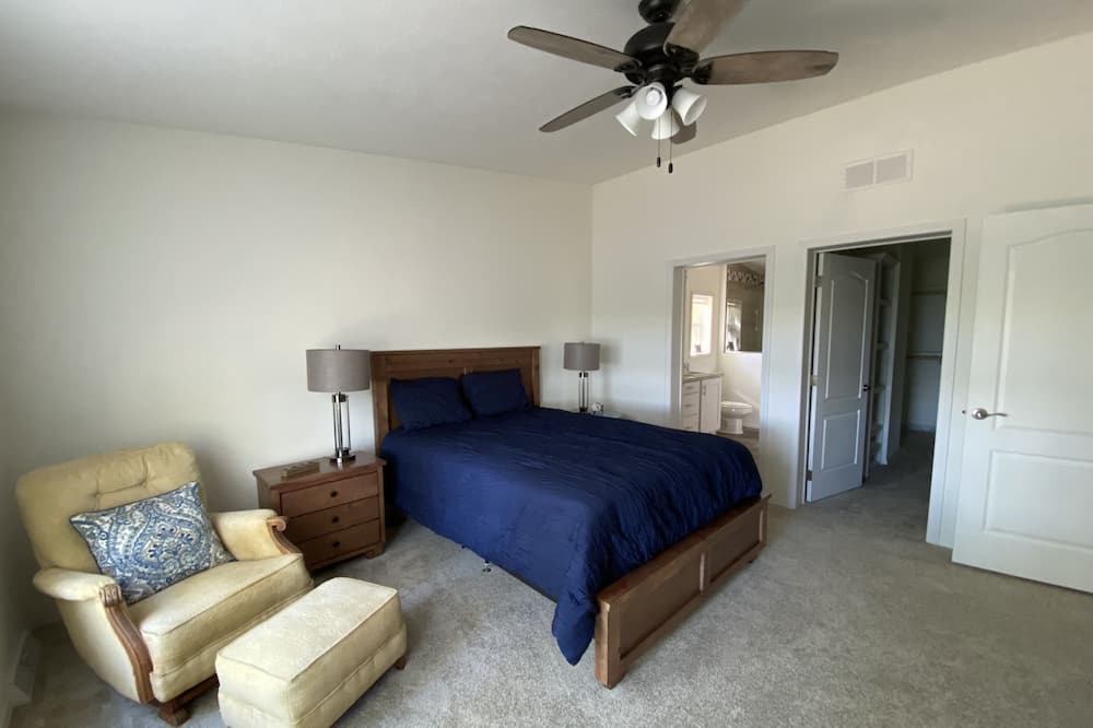 Photo of Bedroom in Battle Lake