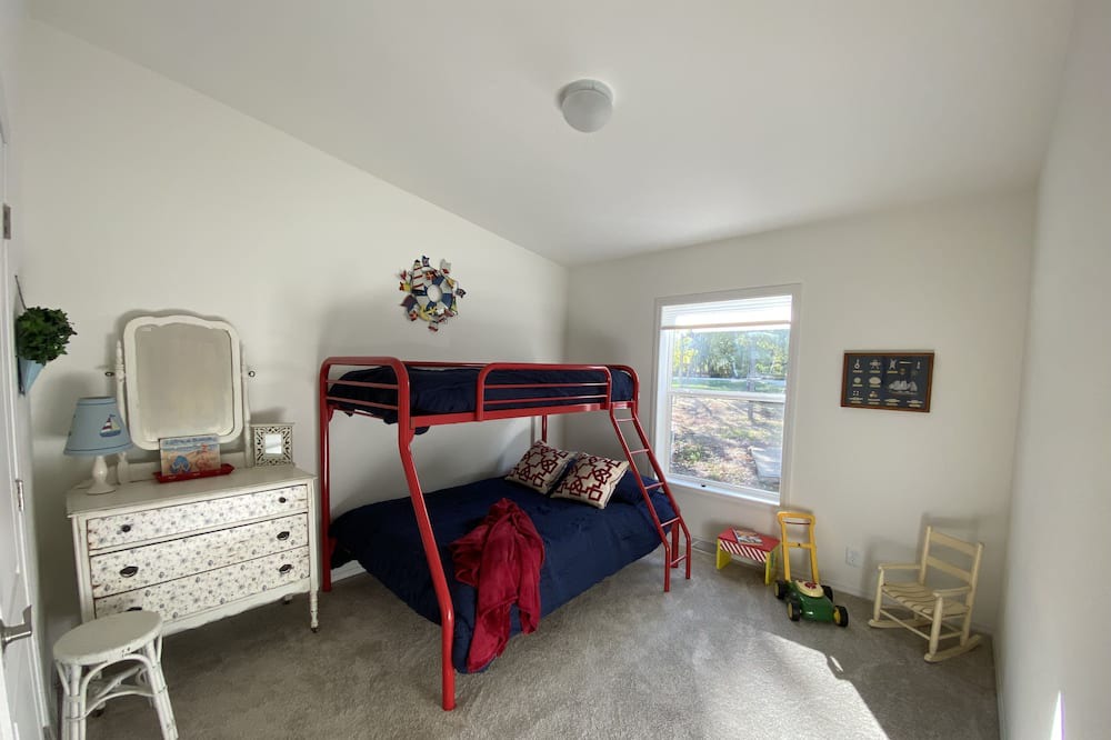 Photo of Bedroom in Battle Lake