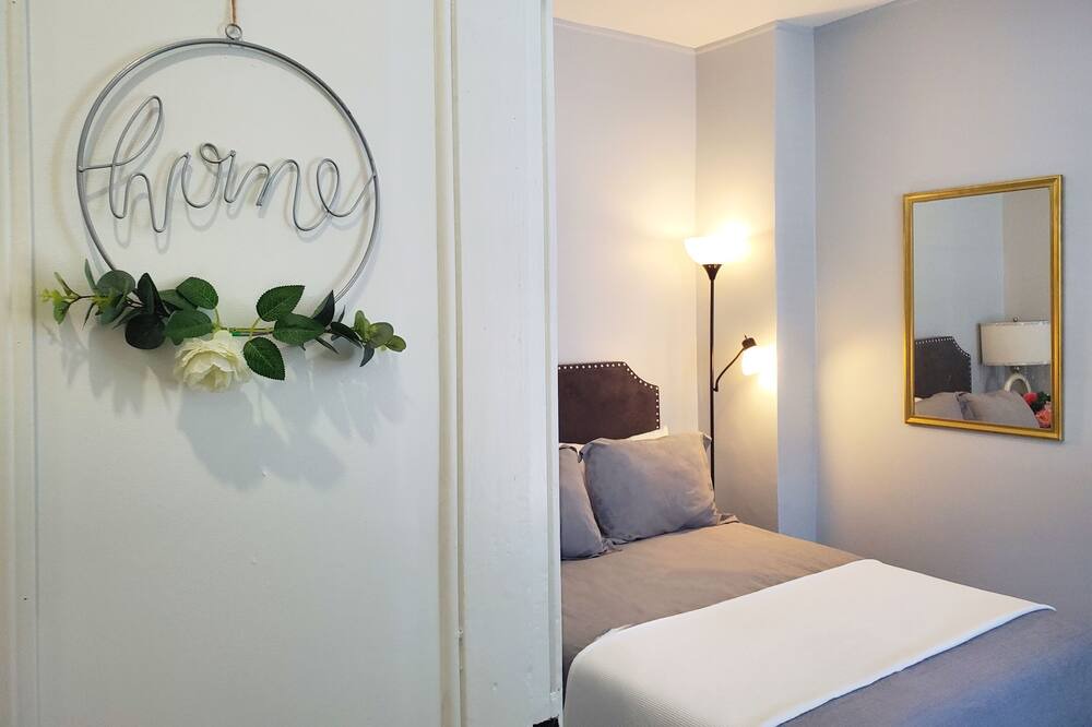 Photo of Bedroom in Cobourg