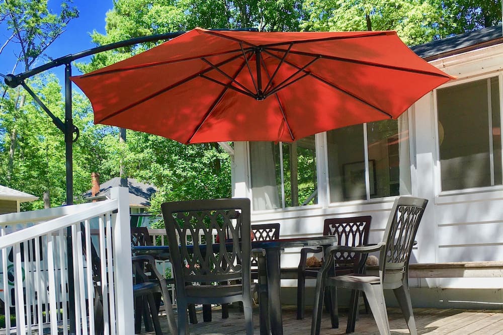 Photo of Patio Balcony in Fenelon Falls