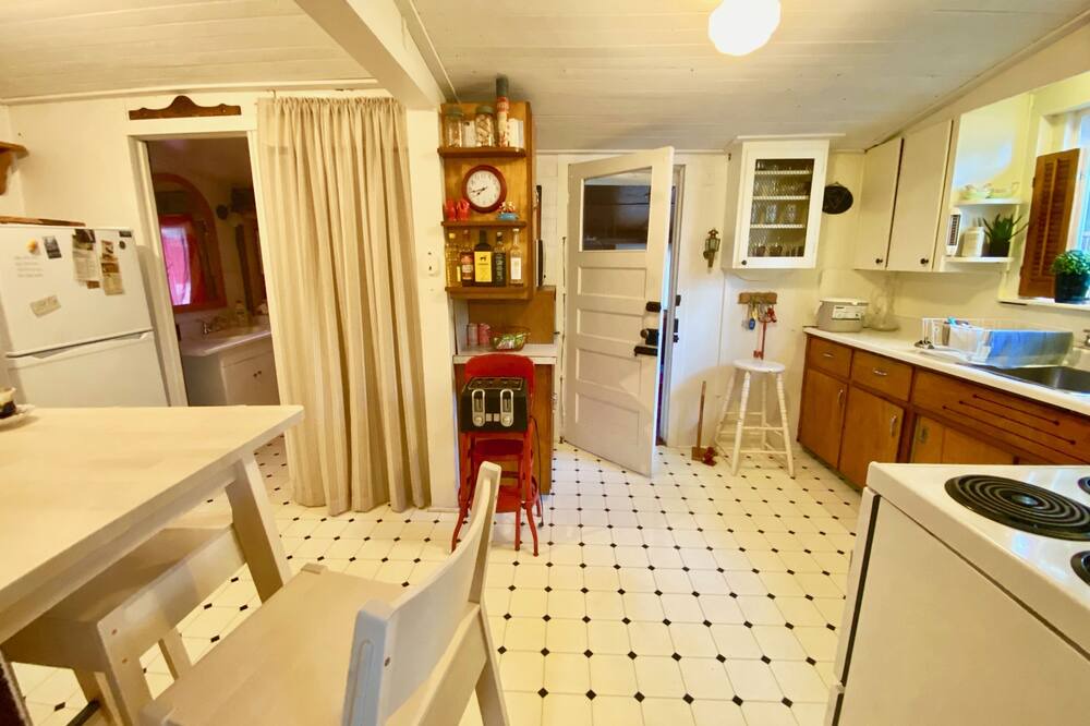 Photo of Kitchen in Fenelon Falls
