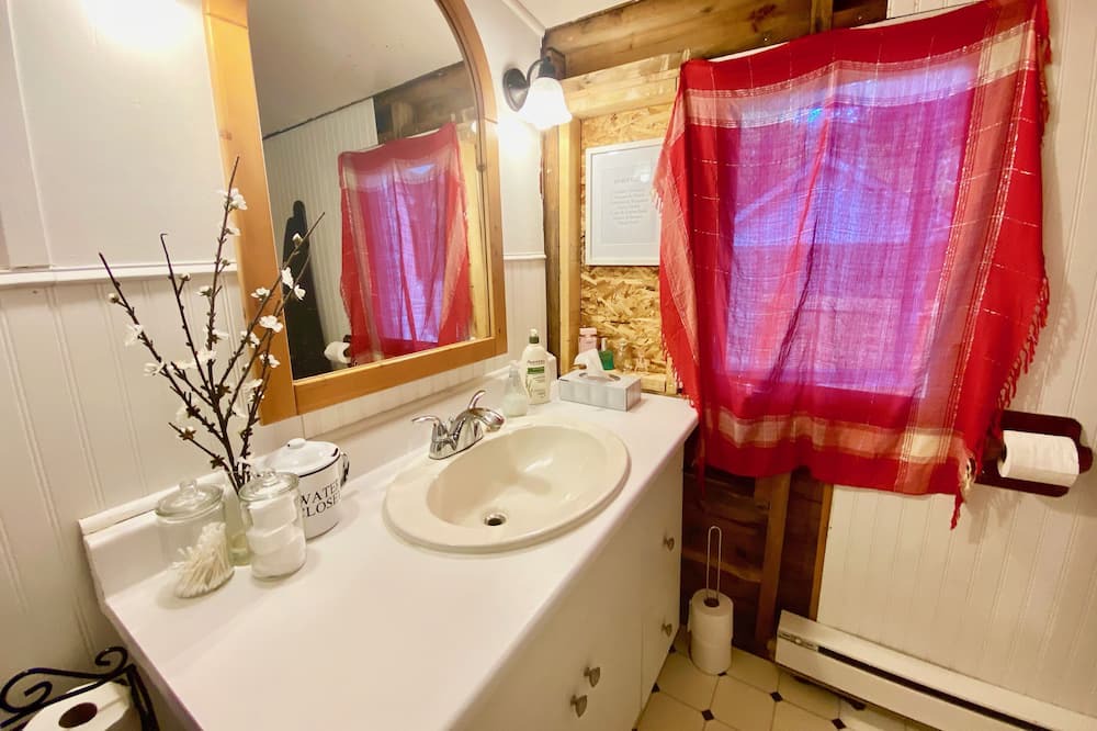 Photo of Bathroom in Fenelon Falls