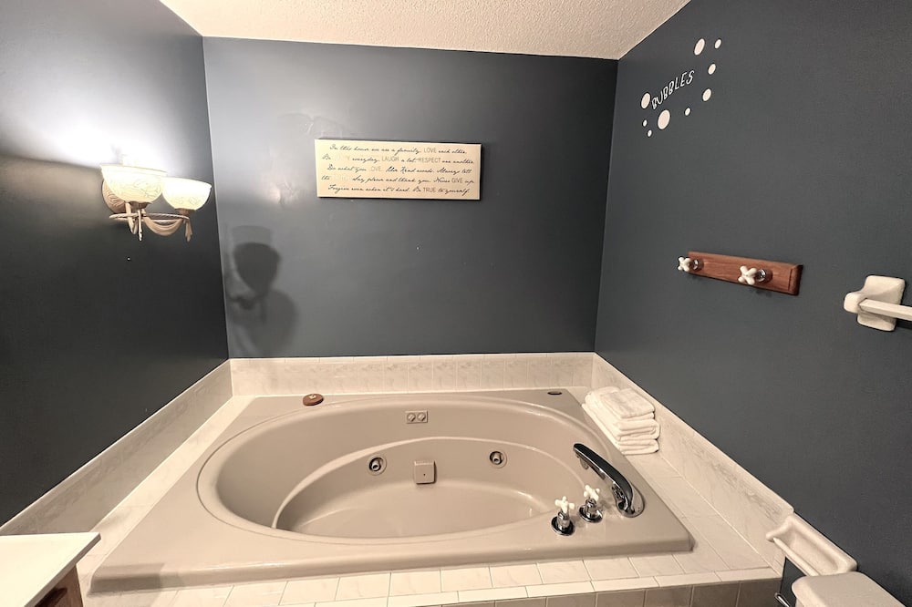 Photo of Bathroom in Lakeville