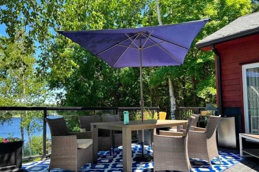 Photo of Patio Balcony in Ahmic Harbour